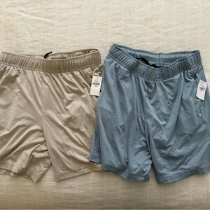 Casual Elastic-Waist Shorts in Beige and Dusty Blue